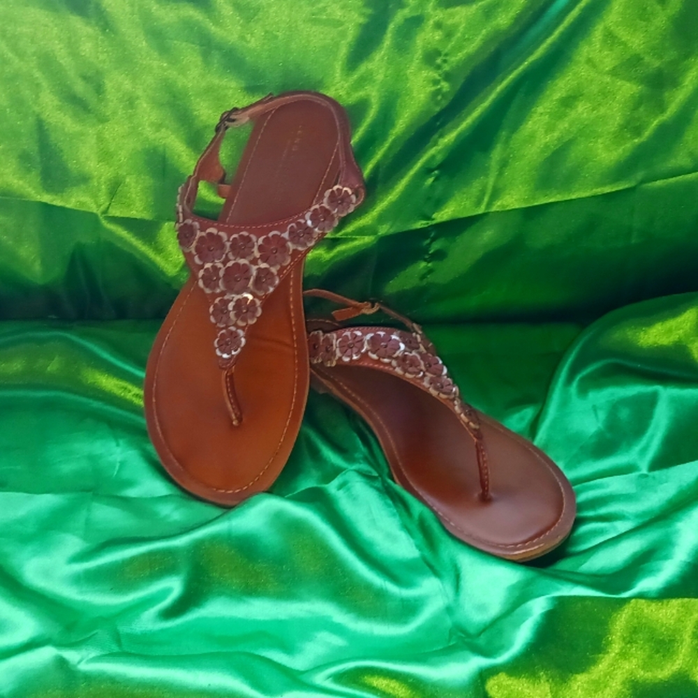 Aeropostale Flats Size 9